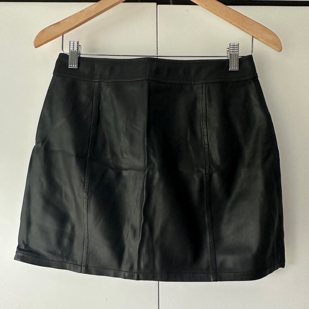 Express Leather Multi-Zipper Skirt - Picture 8 of 8